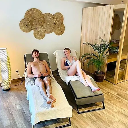 Maison D Hotes Coeur De Village Alsace & 4* Bischwiller